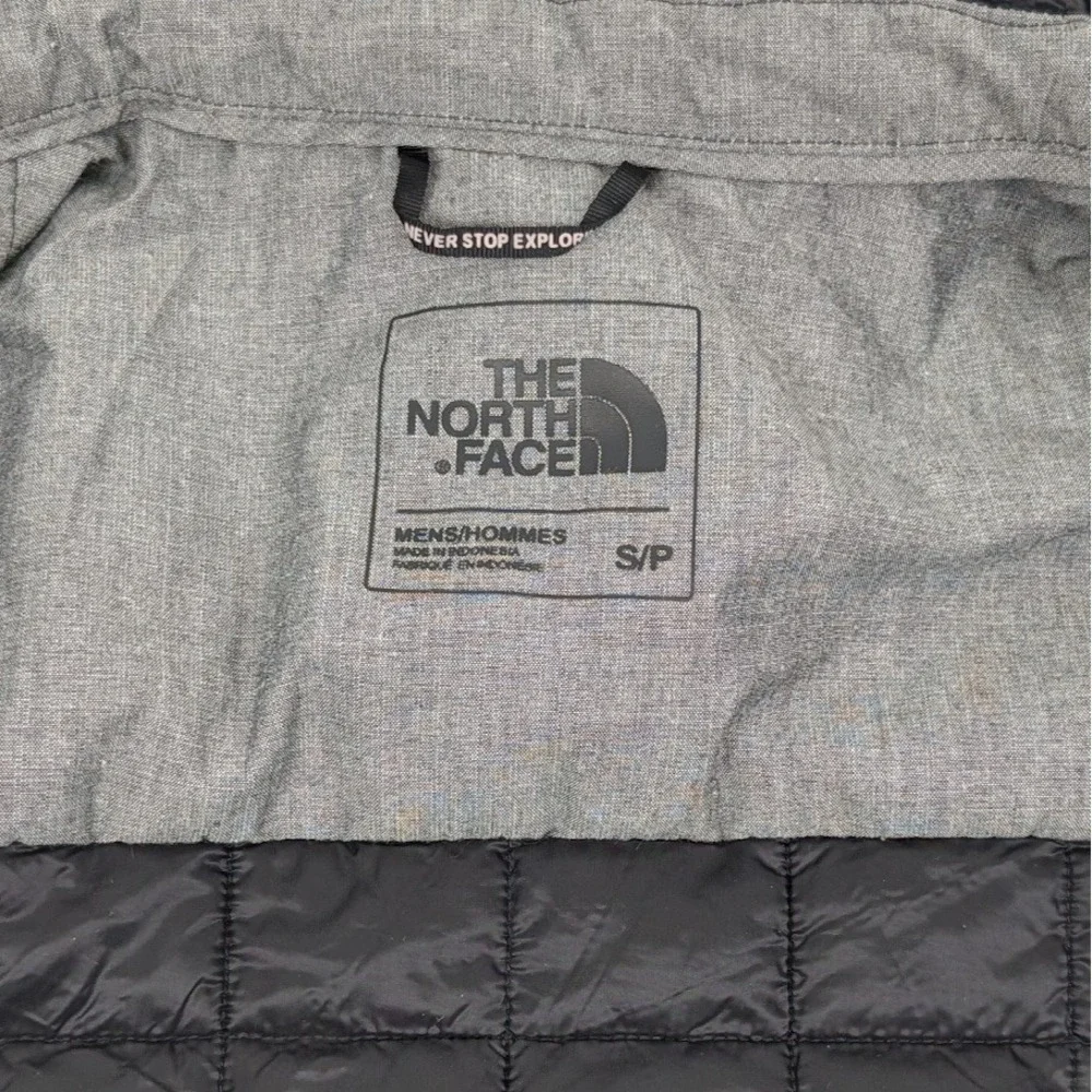 The North Face Thermoball Shirt Jacket Mens Black Logo Quilted Puffer Gorpcore‎